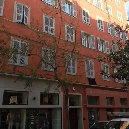 Nid Au 5eme Etage Apartman *